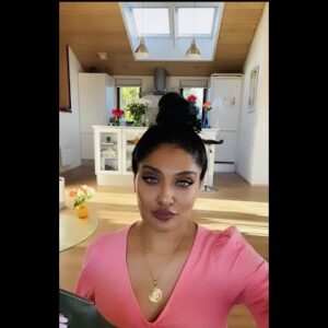 A BALANCED CHOICE. Virgo Mid-September to October 2021