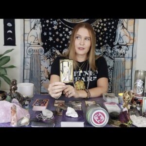 PISCES: Who’s “Secretly” Yearning For You Like This?! 🌚🔭🥵 October General Love Reading