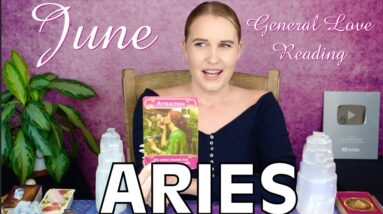 ARIES: “YOU PLAYED YOUR CARDS RIGHT ARIES!! NOW THEY’RE COMING IN HOT FOR YOU!!” ❤️‍🔥🏃🏻‍♂️💨‼️