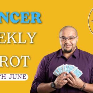 CANCER WEEKLY TAROT ♋️ "Choose when to go alone and when to go together!" #reydianttarot